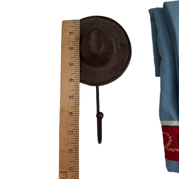 Western Cowboy Kitchen Towel Set of 2 Rustic and Cast Iron Hat Hook Rodeo Decor - Picture 5 of 7
